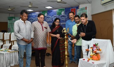 ବର୍ଷା ପବ୍ଲିକେଶନ୍ସ ର ବର୍ଷା ଉତ୍ସବ : ପରମ୍ପରା ଓ ସମକାଳୀନ ସାହିତ୍ୟର ମିଳନୀ