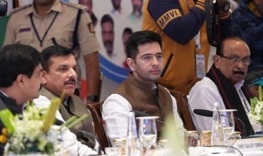 ରାଘବ ଚଢା ଓ ସଞ୍ଜୟ ସିଂଙ୍କ ନିଳମ୍ବନ ବେଆଇନ୍ ?