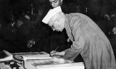 ପଣ୍ଡିତ ଜୱାହରଲାଲ ନେହେରୁ ଓ ଭାରତ ନିର୍ମାଣ